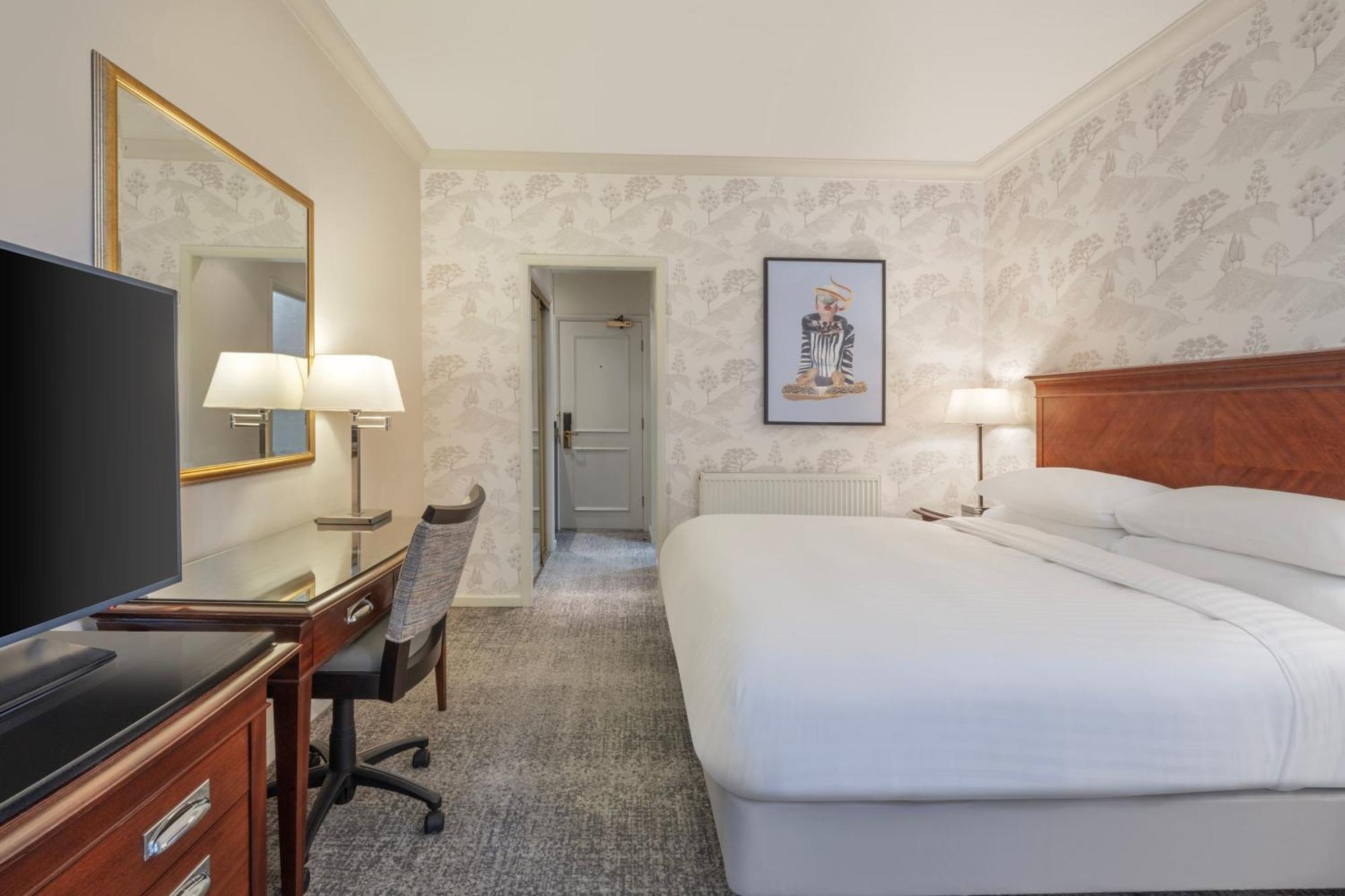 Delta Hotels By Marriott Preston Престън Екстериор снимка