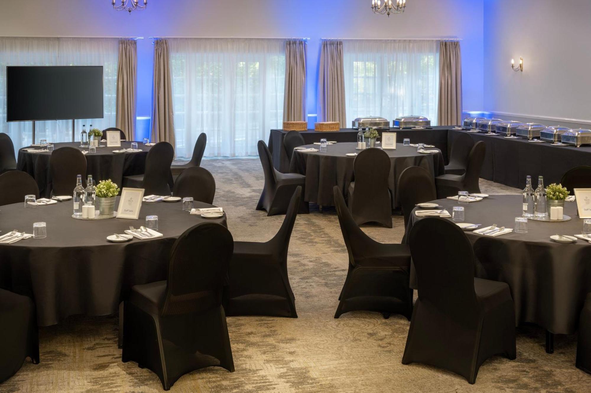 Delta Hotels By Marriott Preston Престън Екстериор снимка