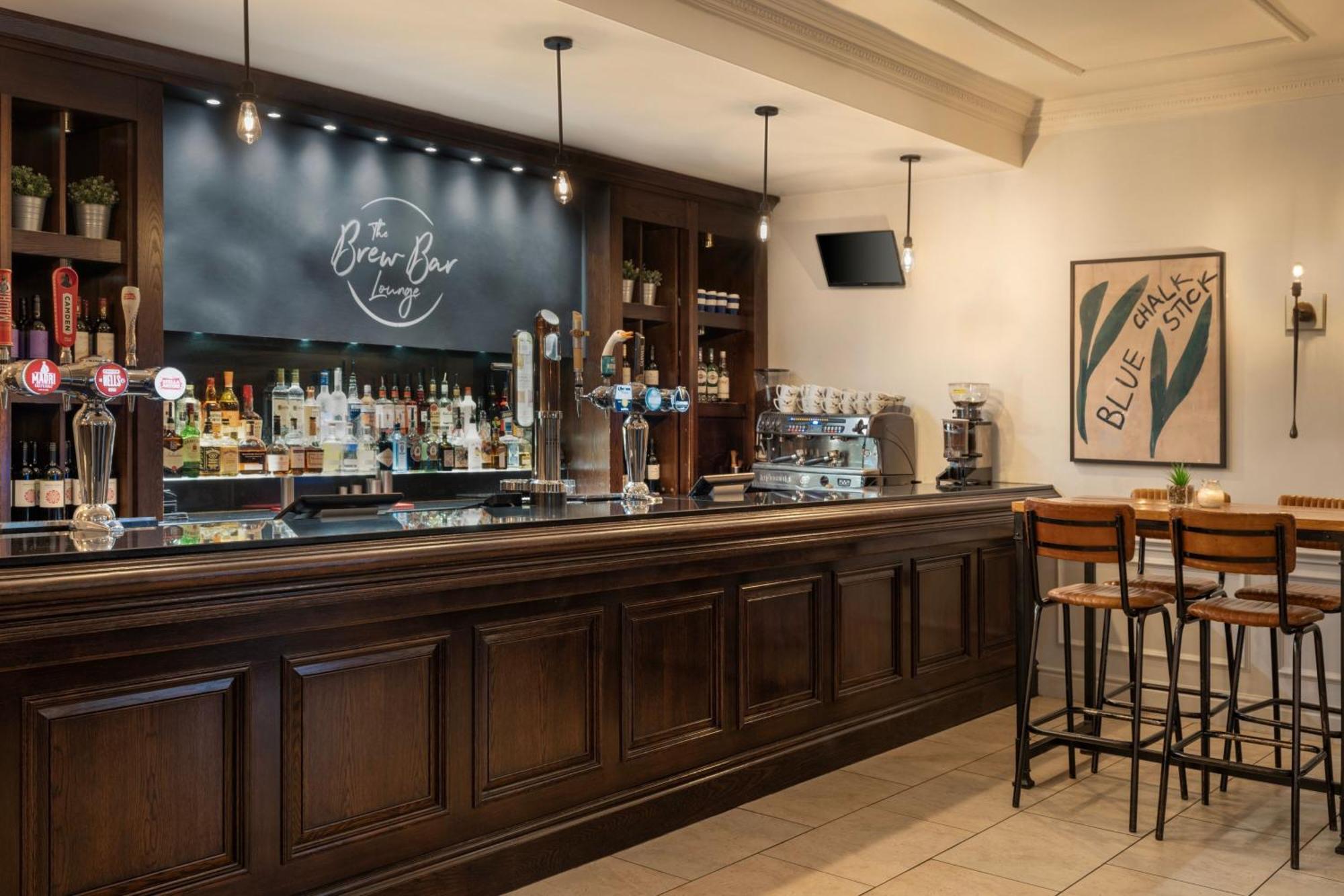 Delta Hotels By Marriott Preston Престън Екстериор снимка