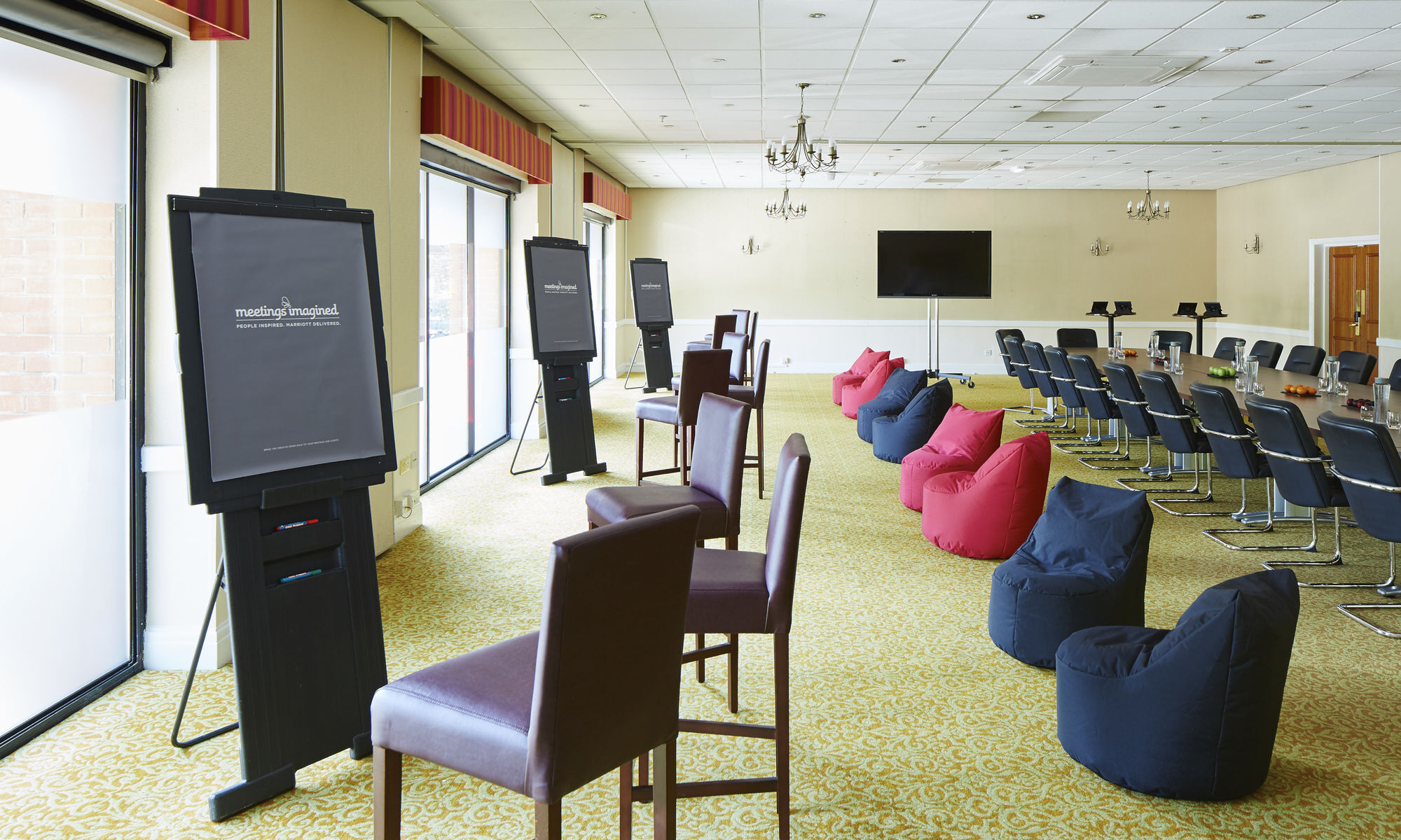 Delta Hotels By Marriott Preston Престън Екстериор снимка